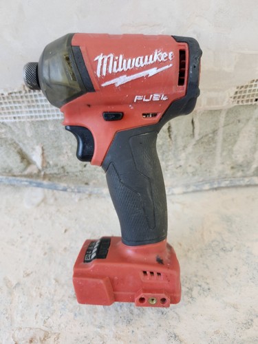 Milwaukee 18v fuel surge - 18v,