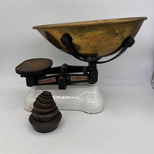 Vintage avery ltd - ltd, scales