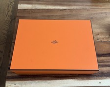 Hermes Empty  Box 34 cm x 24 cm x 8.5 cm sandales homme Izmir veau glace vert