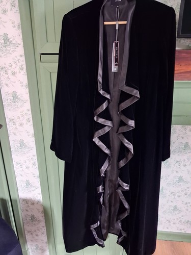 Vintage nwt per - una, black