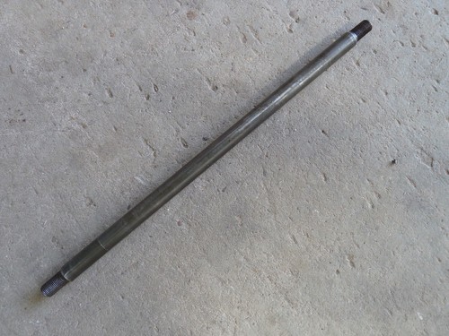 Jaguar inner fulcrum shaft - inner,