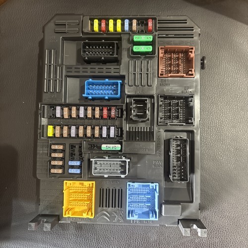Vauxhall corsa fuse - f,