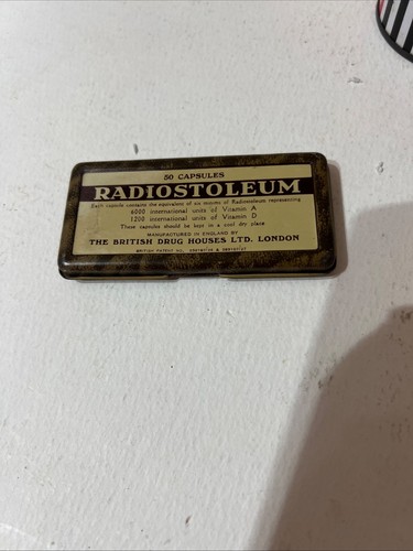Vintage tin radiostroleum - tin,