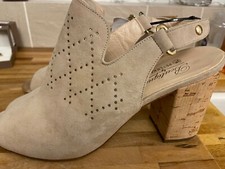 Peter Kaiser Andira Perforated Suede Sandal with Woven Heel Sand Size 7 NEW