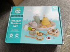 Wooden Little Town Tea Time