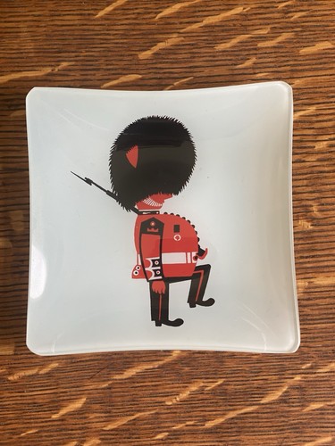 1970s london beefeater glass - beefeater,