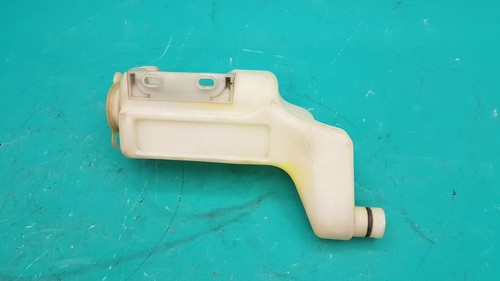 Jaguar xj40 washer water - washer,