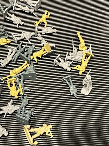 Miniature toy soldiers - toy,