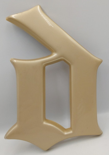 Reclaimed plastic gold - plastic, 12"