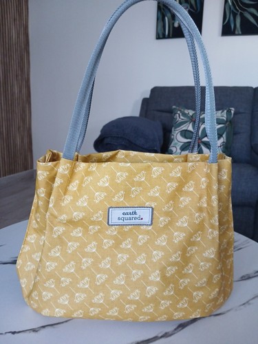 Beautiful earth squared - squared, ladies