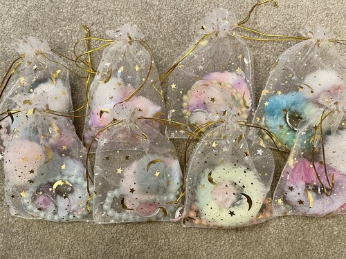 Girls pre filled party bags - filled,