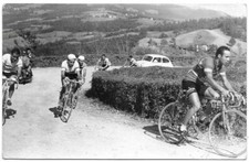 Fausto Coppi e altri corridori