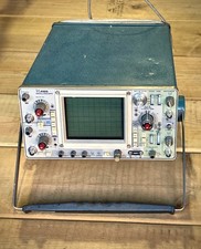 Tektronix 465 Oscilloscope for spares and parts only