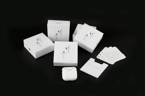 Opened new apple airpods 4th - apple,