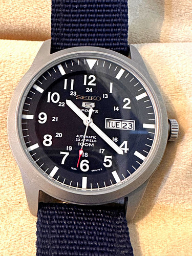 Seiko sports automatic 23j - 5,