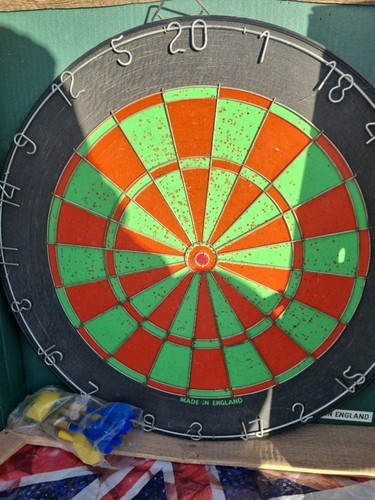 Vintage dartboard british - vintage,