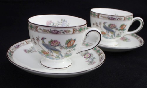 Wedgwood kutani crane pair - crane,