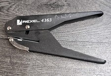 Rexel 4363 Handheld Metal Hole Punch Office Stationery Tool Black