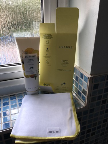 Liz earle lemon - liz,