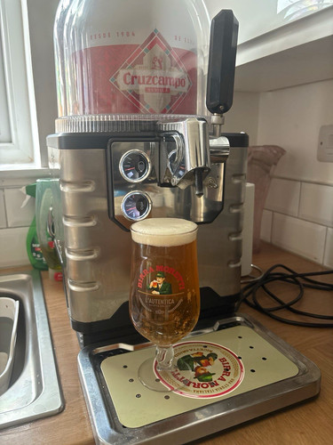 Blade beer machine