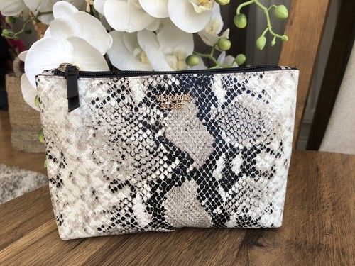 Victoria secret make bag - make, up