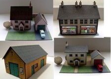 N Gauge  ---  Two Houses with