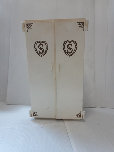 Vintage sindy doll wardrobe - doll,