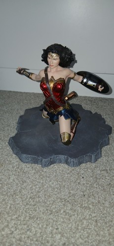 Diamond select wonder - diamond,
