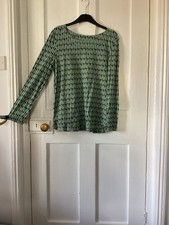 Green Multi Ladies Top Size 16