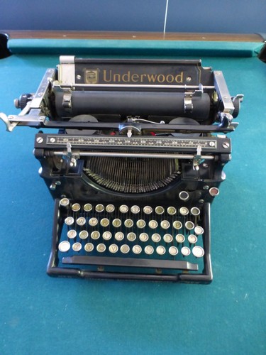 Vintage antique underwood - antique, no