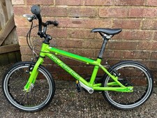 Islabikes Cnoc 16 Kids Bike green
