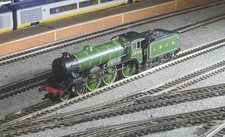 Hornby R2920 LNER B17/1 Class