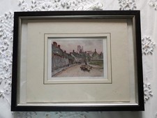 FRAMED GLASS VINTAGE PRINT OF WEST STREET, CORFE CASTLE (33.5cm X 26cm)