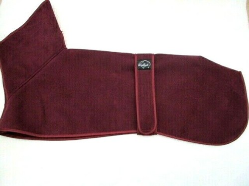 Greyhound coat burgundy - 26",