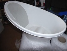 Shnuggle white baby bath