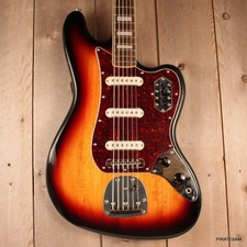 Squier Classic Vibe Bass VI