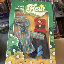 FLEUR Dutch Sindy Doll Fashion