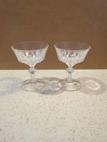Cut glass crystal pedestal - glass,