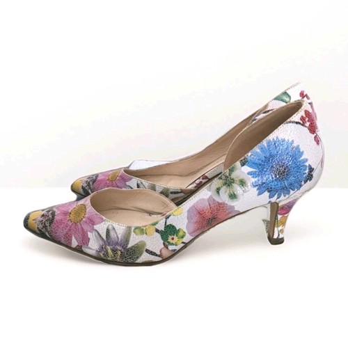 Pointed floral court shoes - pointed,