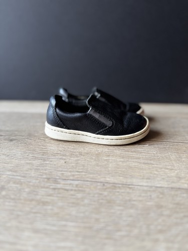 Clarks black active air shoes - black,