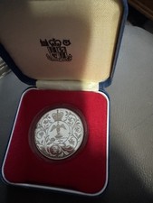 The Royal Mint Boxed Queen Elizabeth ll Silver Jubilee 1977 Silver Proof Crown