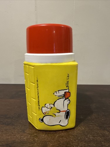 Vintage 1958 snoopy doghouse - vintage,