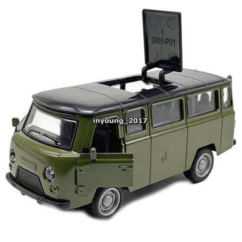 Uaz traveler model toy - 1:36,