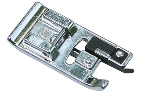 Overlock overcasting overedge - overcasting,