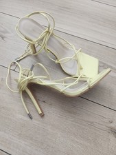 Pretty Little Things  Strappy Heels New  Size 7