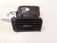 TOYOTA AVENSIS T25 Dashboard Air Vents 8221 8518 2.00 Diesel 85kw 2005 27055275