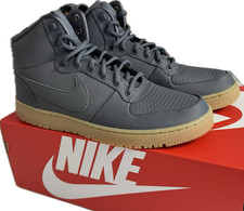 Nike Court Borough Mid Winter