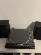 Audio-Technica AT-LP60X Turntable and Edifier R1000T4 Black Active Speakers