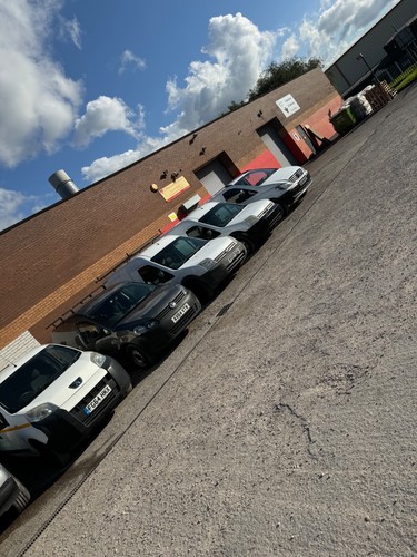 Cheap small van - cheap, hire