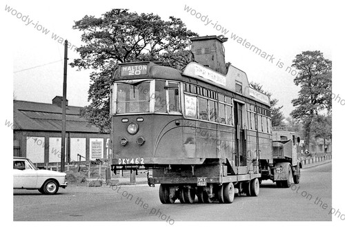 Pu0078 leeds tram a low - -,
